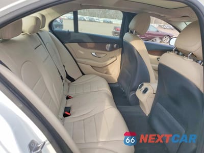 Zdjęcie 10 z 12 samochodu: 2019 MERCEDES-BENZ C 300 4MATIC VIN:55SWF8EB7KU283775 - miniatura