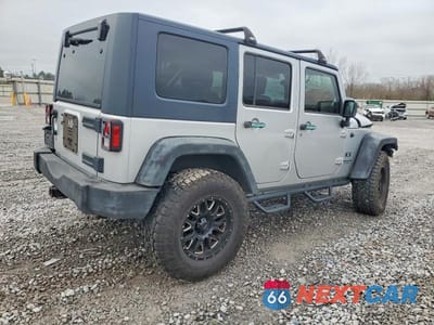 Trzecie zdjęcie samochodu z tyłu: 2008 JEEP WRANGLER UNLIMITED X VIN:1J4GB39138L610811 - miniatura