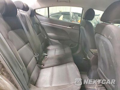 Zdjęcie 10 z 12 samochodu: 2018 HYUNDAI ELANTRA SE VIN:5NPD74LF1JH383133 - miniatura