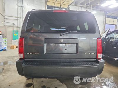 Zdjęcie 6 z 13 samochodu: 2011 DODGE NITRO HEAT VIN:1D4PU4GK0BW522812 - miniatura