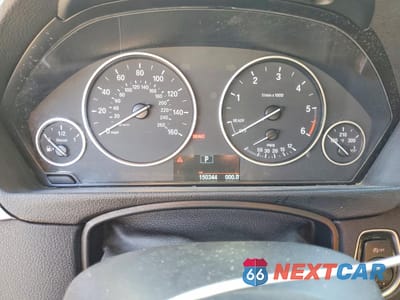 Zdjęcie 9 z 12 samochodu: 2014 BMW 328 D VIN:WBA3D3C5XEK155397 - miniatura