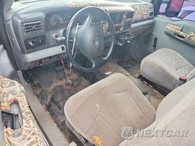 Zdjęcie 8 z 12 samochodu: 2004 FORD F250 SUPER DUTY VIN:1FTNF21L44EB83100 - miniatura