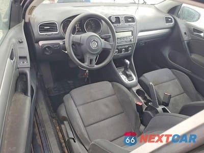 Zdjęcie 8 z 12 samochodu: 2011 VOLKSWAGEN GOLF VIN:WVWBB7AJ1BW218726 - miniatura