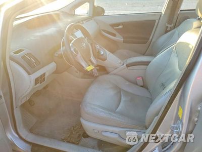 Zdjęcie 7 z 11 samochodu: 2011 TOYOTA PRIUS VIN:JTDKN3DU1B0252397 - miniatura