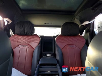 Zdjęcie 10 z 12 samochodu: 2023 BENTLEY BENTAYGA VIN:SJAHT2ZV1PC020661 - miniatura