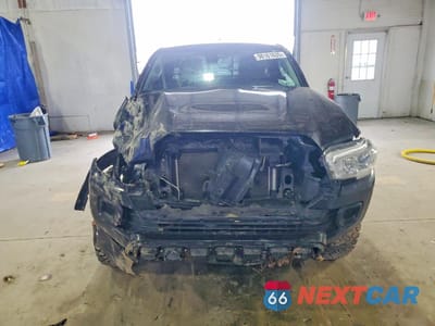 Piąte zdjęcie samochodu w środku: 2022 TOYOTA TACOMA ACCESS CAB VIN:3TYSZ5ANXNT064299 - miniatura