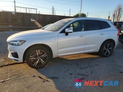2018 VOLVO XC60 T8 R-DESIGN YV4BR0DM5J1079718 - główne zdjęcie licytacji z USA - miniatura