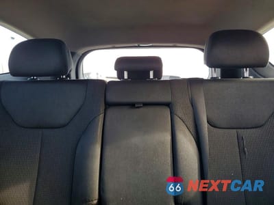 Zdjęcie 10 z 13 samochodu: 2019 HYUNDAI SANTA FE SE VIN:5NMS23AD5KH111653 - miniatura
