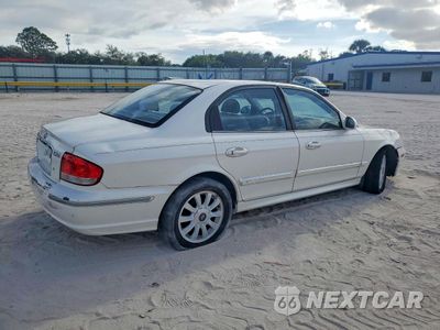 Trzecie zdjęcie samochodu z tyłu: 2004 HYUNDAI SONATA GLS VIN:KMHWF35H94A061903 - miniatura