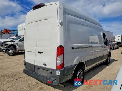 Trzecie zdjęcie samochodu z tyłu: 2022 FORD TRANSIT 250 DELIVERY VAN VIN:1FTBR1X85NKA23334 - miniatura