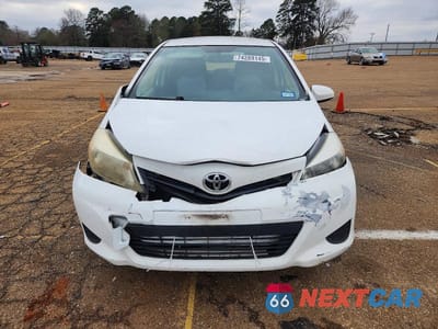 Piąte zdjęcie samochodu w środku: 2012 TOYOTA YARIS VIN:JTDKTUD33CD536174 - miniatura