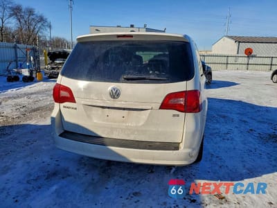 Zdjęcie 6 z 13 samochodu: 2010 VOLKSWAGEN ROUTAN SE VIN:2V4RW3D17AR424413 - miniatura