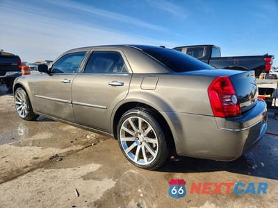 Drugie zdjęcie samochodu z przodu: 2010 CHRYSLER 300 TOURING VIN:2C3CA5CV9AH206630 - miniatura