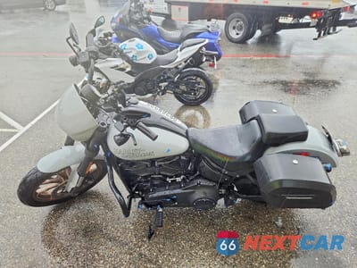 Trzecie zdjęcie samochodu z tyłu: 2024 HARLEY-DAVIDSON FXLRS VIN:1HD1YWZ23RB051531 - miniatura