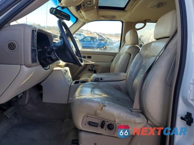 Zdjęcie 7 z 14 samochodu: 2002 CHEVROLET TAHOE K1500 VIN:1GNEK13Z12J230960 - miniatura