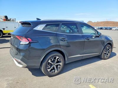 Trzecie zdjęcie samochodu z tyłu: 2024 KIA SPORTAGE EX VIN:KNDPVCDGXR7131899 - miniatura