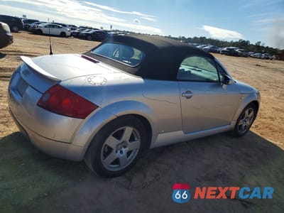 Trzecie zdjęcie samochodu z tyłu: 2002 AUDI TT VIN:TRUTC28N221029566 - miniatura