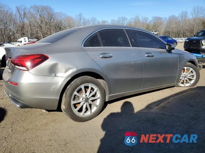 Trzecie zdjęcie samochodu z tyłu: 2020 MERCEDES-BENZ A 220 VIN:WDD3G4EB6LW039208 - miniatura