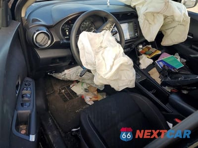 Zdjęcie 8 z 11 samochodu: 2021 NISSAN KICKS SV VIN:3N1CP5CV6ML504657 - miniatura