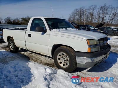 Czwarte zdjęcie samochodu z boku: 2005 CHEVROLET SILVERADO C1500 VIN:1GCEC14X15Z209809 - miniatura