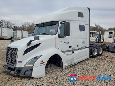 Drugie zdjęcie samochodu z przodu: 2019 VOLVO VNL SEMI TRUCK VIN:4V4NC9EH7KN214669 - miniatura