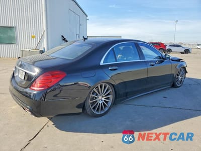 Trzecie zdjęcie samochodu z tyłu: 2015 MERCEDES-BENZ S 550 VIN:WDDUG8CB6FA130804 - miniatura
