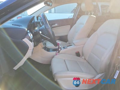 Zdjęcie 7 z 13 samochodu: 2018 MERCEDES-BENZ GLA 250 4MATIC VIN:WDCTG4GB8JJ489342 - miniatura