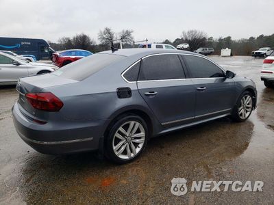 Trzecie zdjęcie samochodu z tyłu: 2017 VOLKSWAGEN PASSAT SEL PREMIUM VIN:1VWCT7A34HC037775 - miniatura