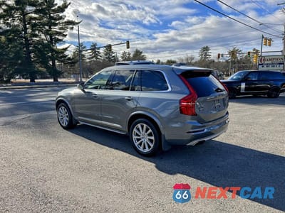 Trzecie zdjęcie samochodu z tyłu: 2016 VOLVO XC90 T6 VIN:YV4A22PLXG1034524 - miniatura