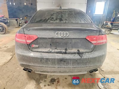 Zdjęcie 6 z 12 samochodu: 2011 AUDI S5 PREMIUM PLUS VIN:WAUGVAFR1BA000918 - miniatura