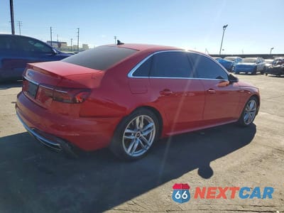 Trzecie zdjęcie samochodu z tyłu: 2023 AUDI A4 PREMIUM PLUS 45 VIN:WAUEAAF40PN009522 - miniatura