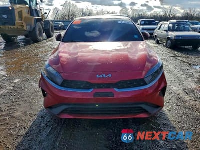 Piąte zdjęcie samochodu w środku: 2024 KIA FORTE LX VIN:3KPF24AD3RE763311 - miniatura