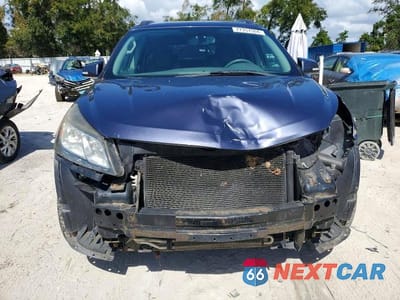 Piąte zdjęcie samochodu w środku: 2014 CHEVROLET TRAVERSE LT VIN:1GNKVGKD8EJ275126 - miniatura