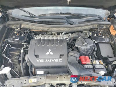 Zdjęcie 12 z 12 samochodu: 2018 MITSUBISHI OUTLANDER GT VIN:JA4JZ4AX3JZ019341 - miniatura