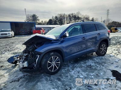 2017 TOYOTA HIGHLANDER SE 5TDKZRFH2HS521942 - główne zdjęcie licytacji z USA - miniatura