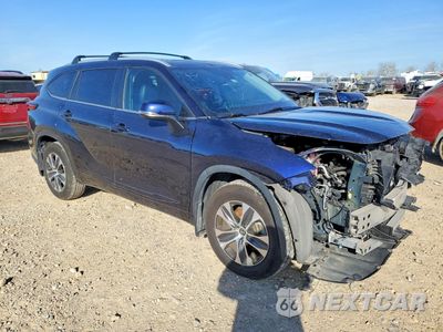 Czwarte zdjęcie samochodu z boku: 2023 TOYOTA HIGHLANDER L VIN:5TDKDRAH6PS017172 - miniatura