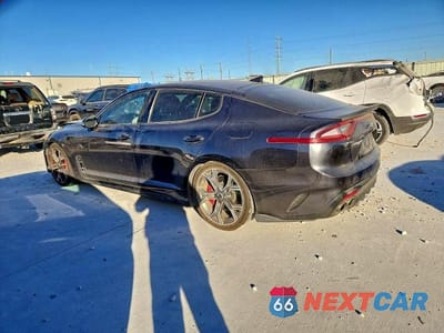 Drugie zdjęcie samochodu z przodu: 2019 KIA STINGER GT VIN:KNAE35LC4K6053264 - miniatura
