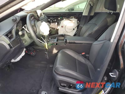 Zdjęcie 7 z 13 samochodu: 2025 LEXUS ES 300H BASE VIN:58ADA1C11SU062225 - miniatura