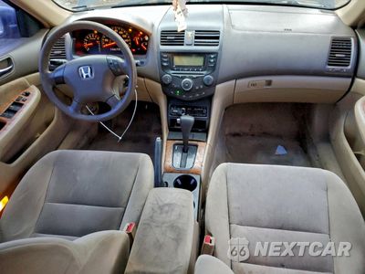 Zdjęcie 8 z 14 samochodu: 2004 HONDA ACCORD LX VIN:1HGCM56344A126542 - miniatura