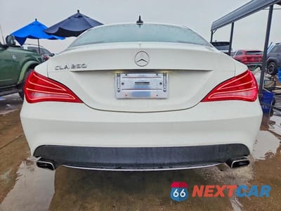 Zdjęcie 6 z 12 samochodu: 2016 MERCEDES-BENZ CLA 250 VIN:WDDSJ4EB9GN327006 - miniatura
