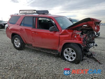 Czwarte zdjęcie samochodu z boku: 2016 TOYOTA 4RUNNER SR5/SR5 PREMIUM VIN:JTEBU5JR0G5298436 - miniatura