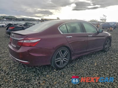 Trzecie zdjęcie samochodu z tyłu: 2017 HONDA ACCORD SPORT VIN:1HGCR2F52HA158106 - miniatura