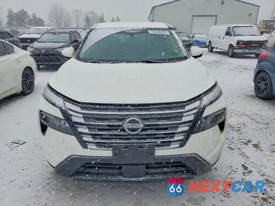 Piąte zdjęcie samochodu w środku: 2024 NISS ROGUE VIN:JN8BT3AB3RW426006 - miniatura