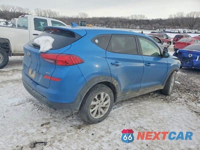 Trzecie zdjęcie samochodu z tyłu: 2020 HYUNDAI TUCSON SE VIN:KM8J2CA4XLU212849 - miniatura