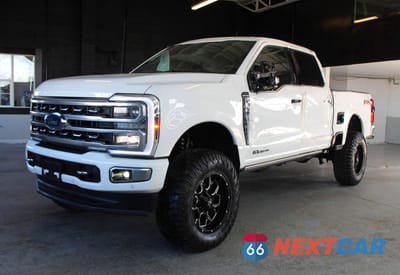 Drugie zdjęcie samochodu z przodu: 2024 FORD F350 SUPER DUTY VIN:1FT8W3BT6REF94393 - miniatura