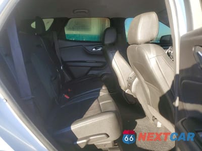 Zdjęcie 10 z 11 samochodu: 2021 CHEVROLET BLAZER 3LT VIN:3GNKBDRS3MS510251 - miniatura
