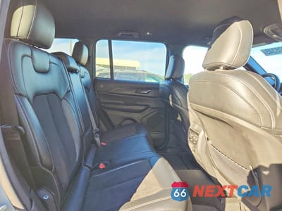 Zdjęcie 11 z 13 samochodu: 2024 JEEP GRAND CHEROKEE LAREDO VIN:1C4RJHAG3RC108672 - miniatura