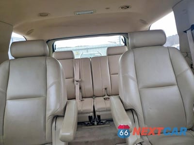 Zdjęcie 10 z 13 samochodu: 2010 CADILLAC ESCALADE VIN:1GYUCBEF1AR155729 - miniatura