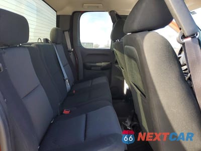 Zdjęcie 10 z 12 samochodu: 2011 CHEVROLET SILVERADO K1500 LT VIN:1GCRKSE35BZ444800 - miniatura