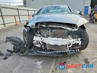 Piąte zdjęcie samochodu w środku: 2020 MERCEDES-BENZ C 300 4MATIC VIN:W1KWF8EB4LR602567 - miniatura